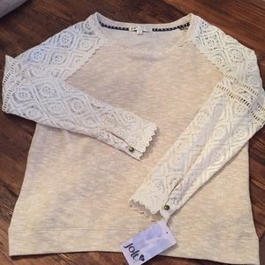 Jolt Oatmeal Sweater & Lace Sleeves -New with Tags